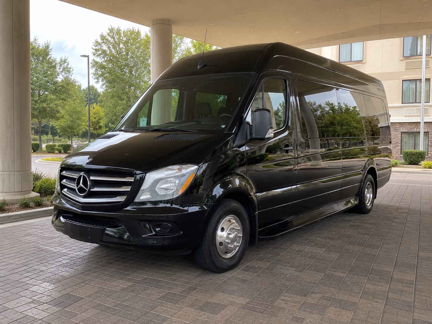 find the perfect transportation for your next wedding 1